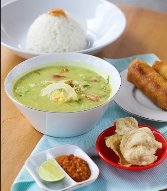 Soto Ayam Rumahan Rahasia Warisan Kuliner Nusantara